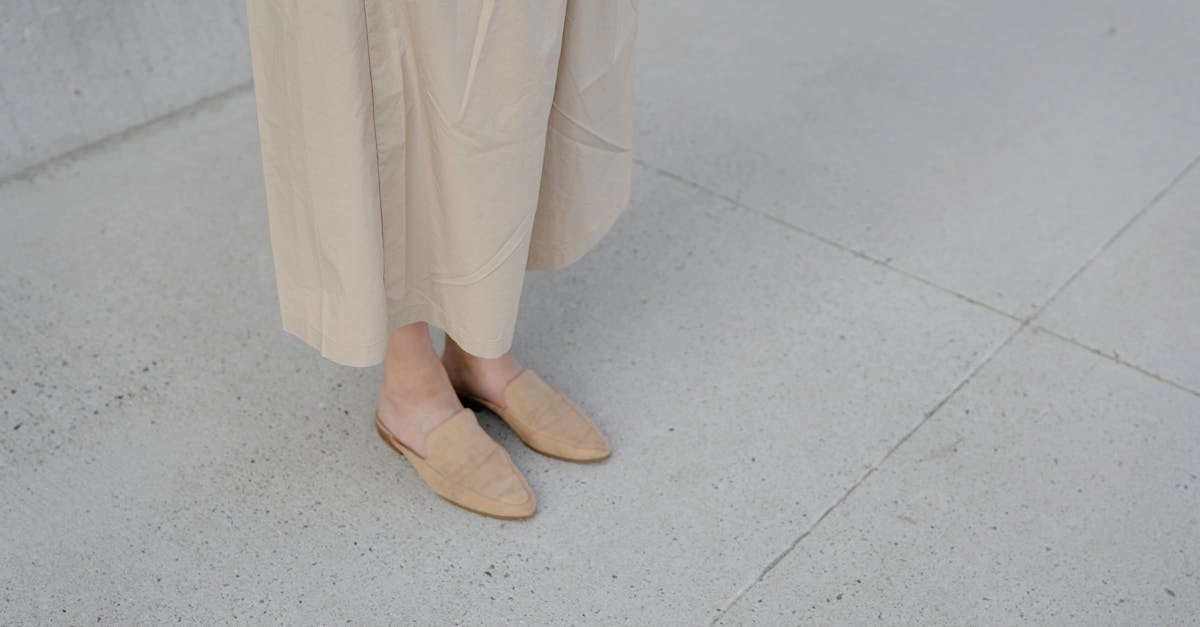 dรฉcouvrez notre collection รฉlรฉgante de loafers, des chaussures raffinรฉes alliant confort et style. parfaites pour toutes les occasions, nos loafers vous assurent une allure sophistiquรฉe tout en restant dรฉcontractรฉ. explorez notre sรฉlection et trouvez la paire idรฉale pour vos tenues.