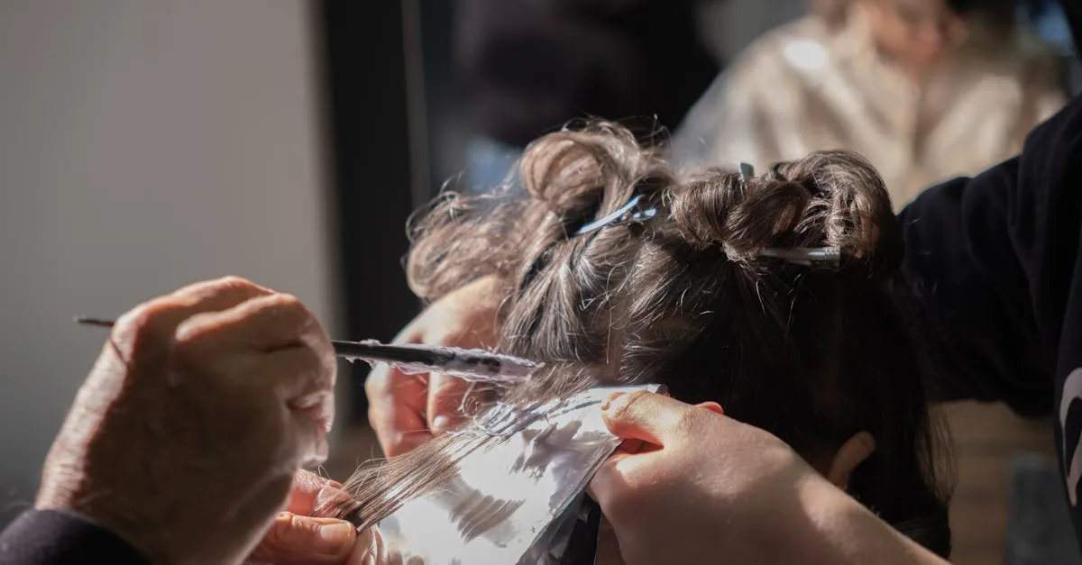 découvrez les meilleurs salons de coloriste capillaire à grenoble pour une transformation de couleur professionnelle et personnalisée.