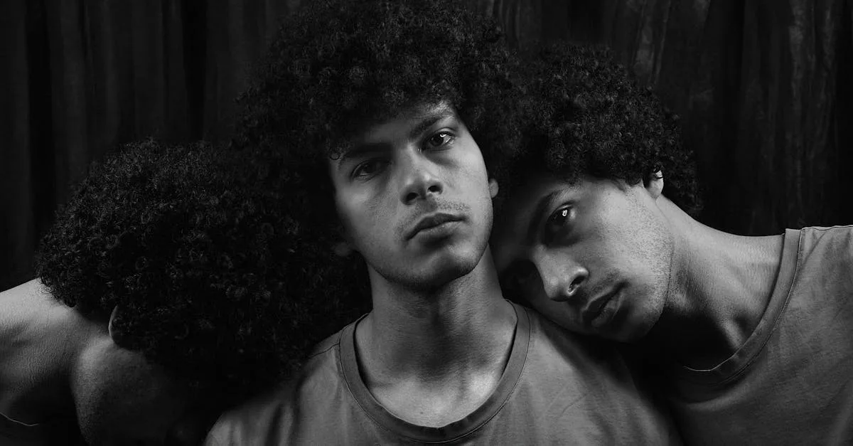 découvrez le belleville triplets bar, un lieu unique alliant ambiance conviviale, cocktails créatifs et musique live pour des soirées inoubliables à paris.