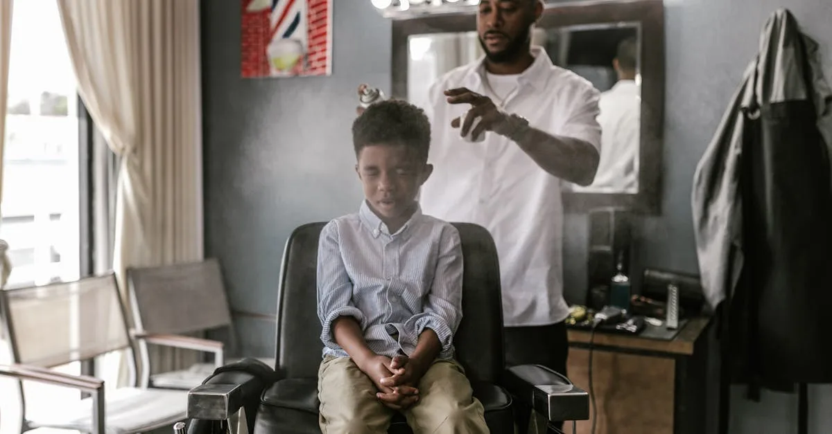 découvrez des coupes de cheveux mi-longues pour garçons, alliant style et praticité pour un look moderne et facile à entretenir.