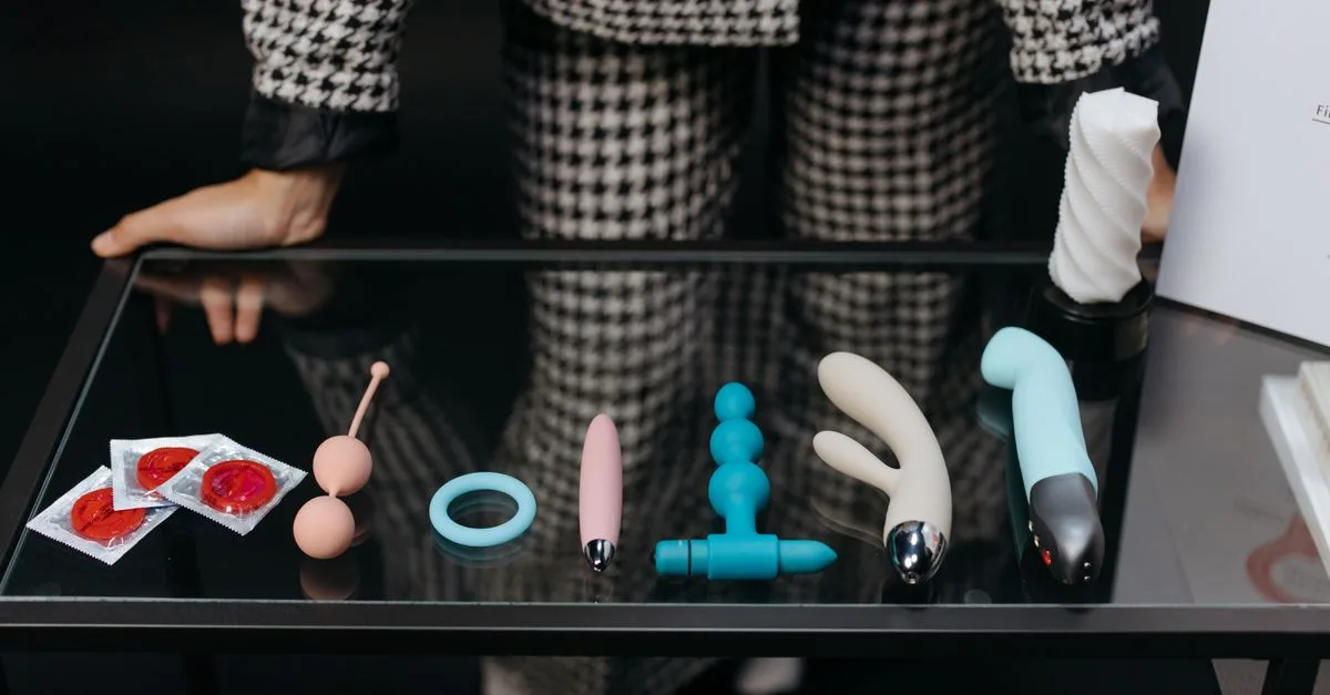découvrez notre sélection variée de sex toys pour pimenter votre intimité et explorer de nouvelles sensations en toute confiance.